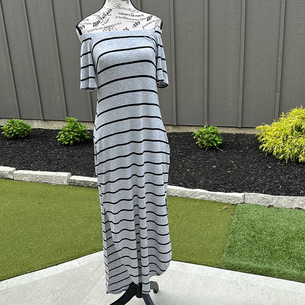 Off-the shoulder gray and black striped maxi dress by Venus size XS